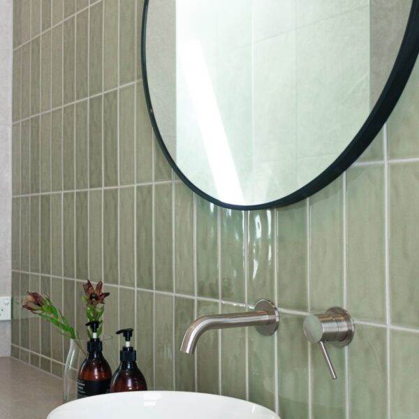 Windermere Mille Meadow Gloss Green Subway Tile 75x225