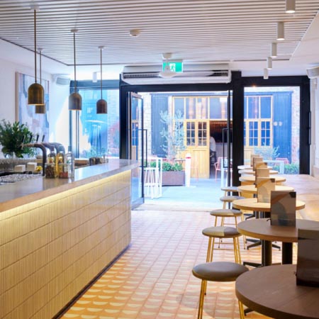 Kit Kat Slim White Gloss Tile 15x145 (Code:02613)