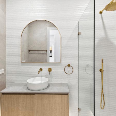 Penny Round White Matt Tile 19x19 (Code:00881)