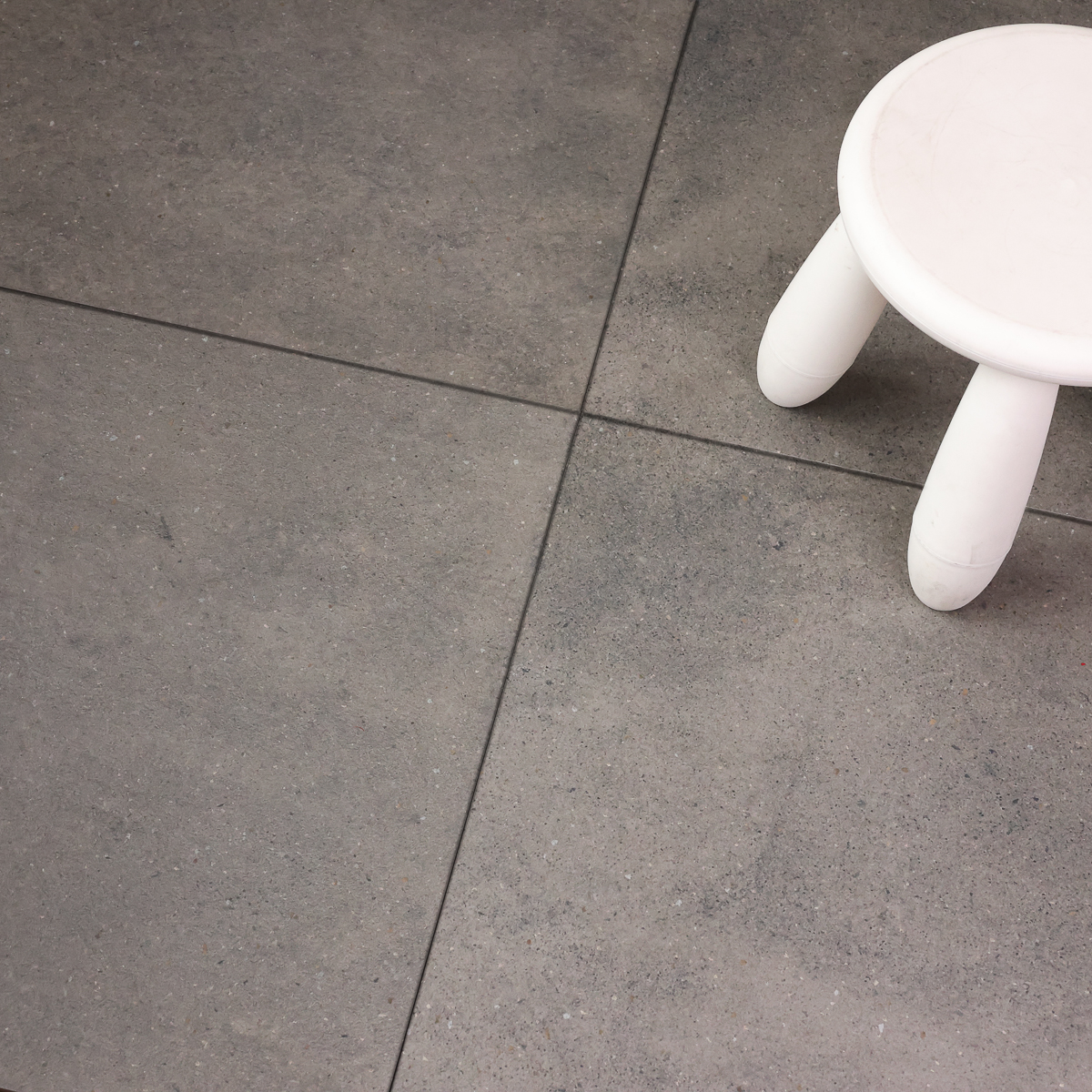 Lava Concrete Dark Grey