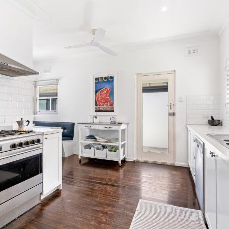 White Gloss Bevelled Subway Wall Tile 100x300 (Code:02631)