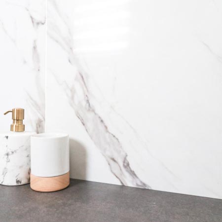 Calacatta Gold Polished Marble Look Tile 600x600 (Code:03005)